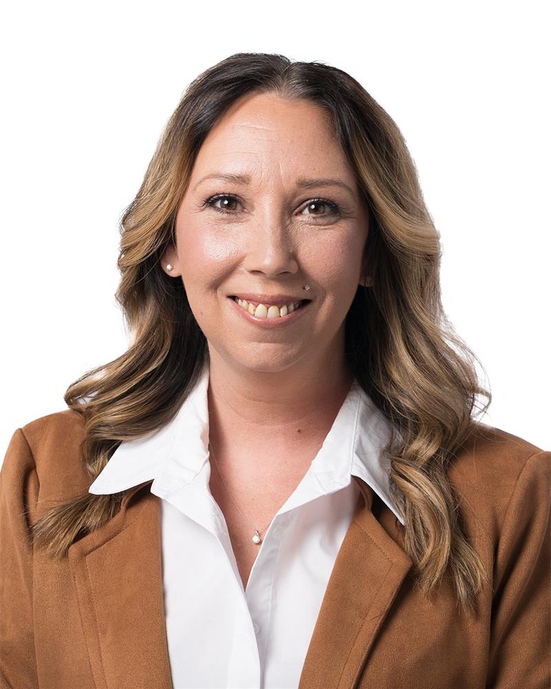 Portrait Cortney Yates
